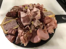 Notre zone d'activité pour ce service Prestation traiteur charcuterie et formage pour mariage près de